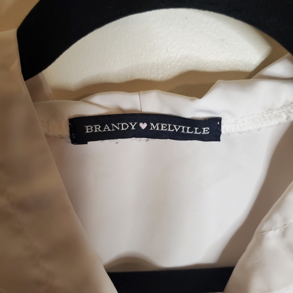 Brandy Melville Windbreaker - Picture 3 of 4
